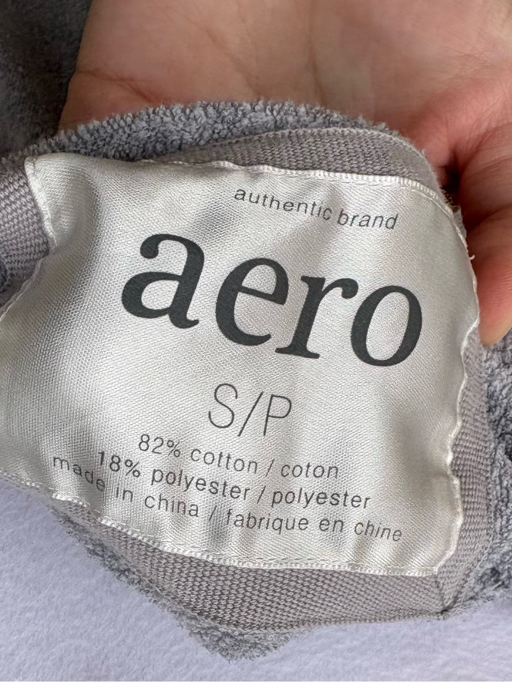 Aeropostale Y2K Grey Blue Green Graphic Off The Shoulder Kangaroo Pocket Top - Picture 5 of 5
